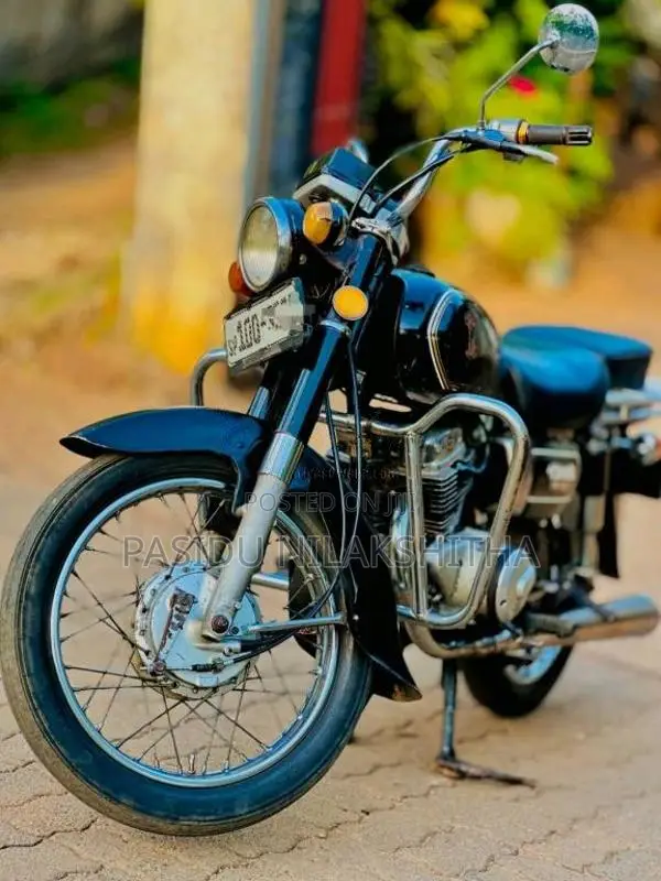 Honda CD 125 Twin 1995 Motorbike (Used)