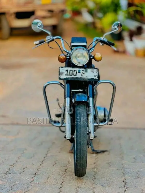 Honda CD 125 Twin 1995 Motorbike (Used)