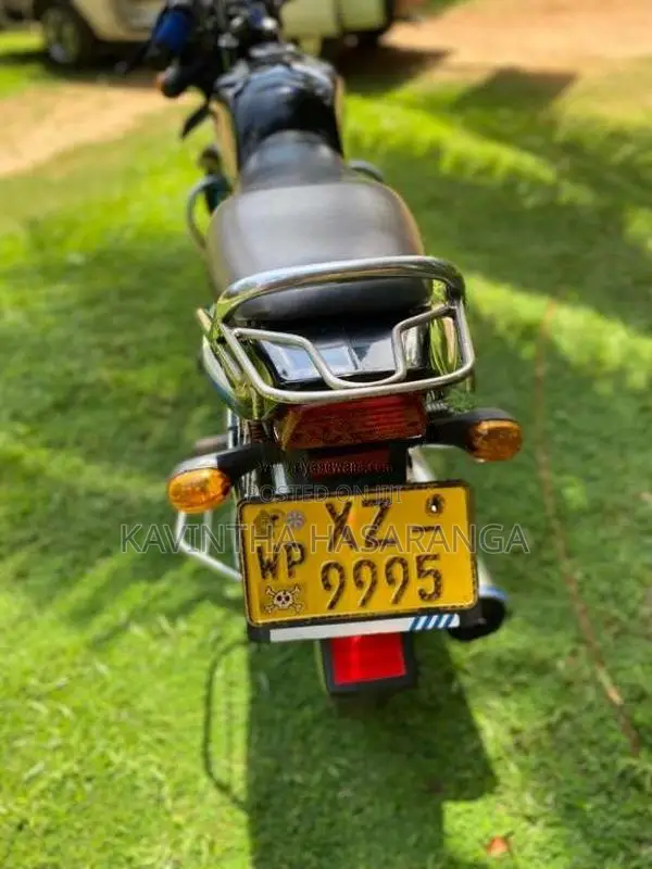 Bajaj CT-100 2013 Motorbike (Used)