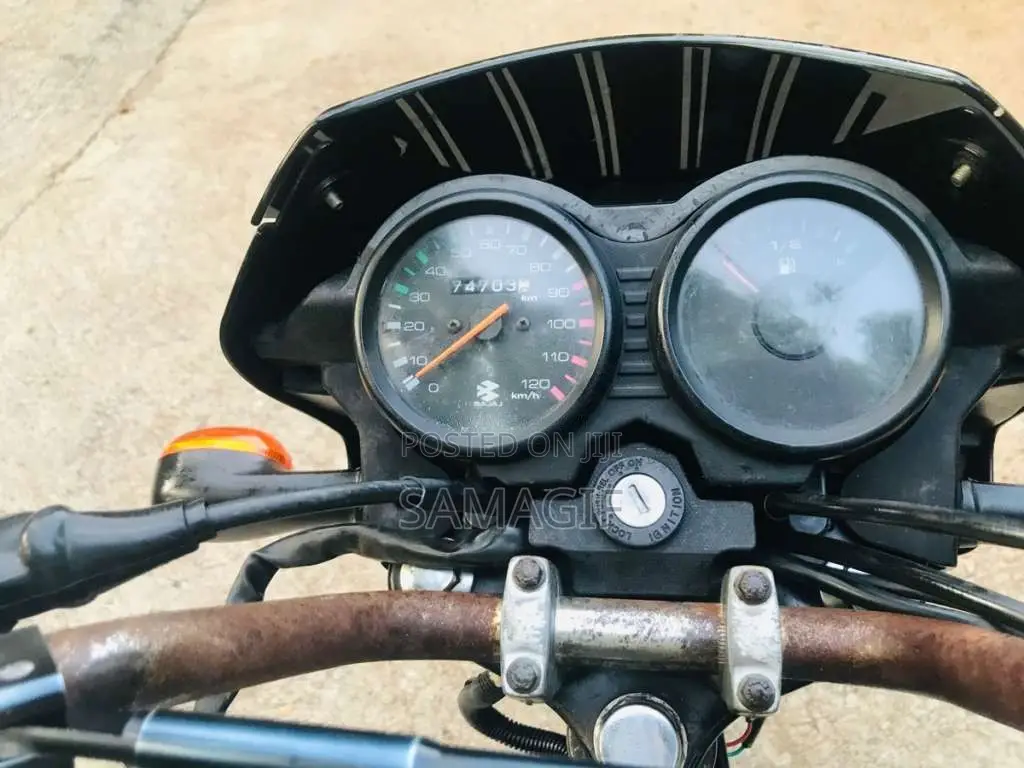 Bajaj CT-100 2004 Motorbike (Used)