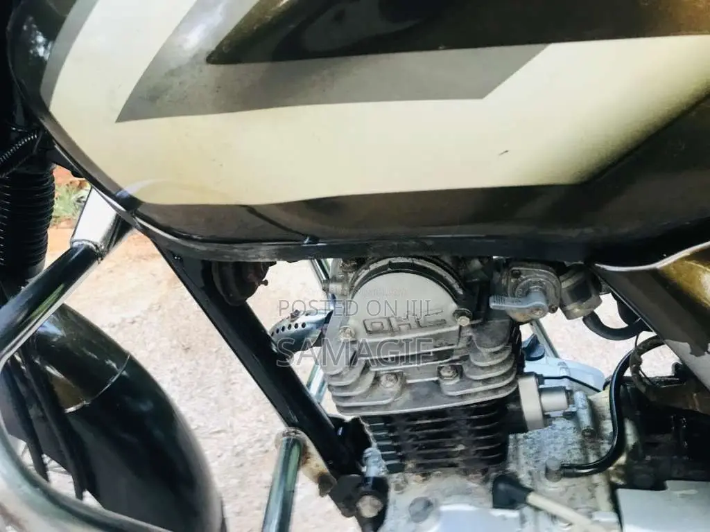 Bajaj CT-100 2004 Motorbike (Used)
