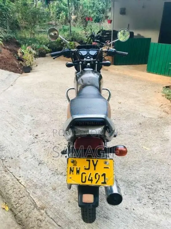 Bajaj CT-100 2004 Motorbike (Used)
