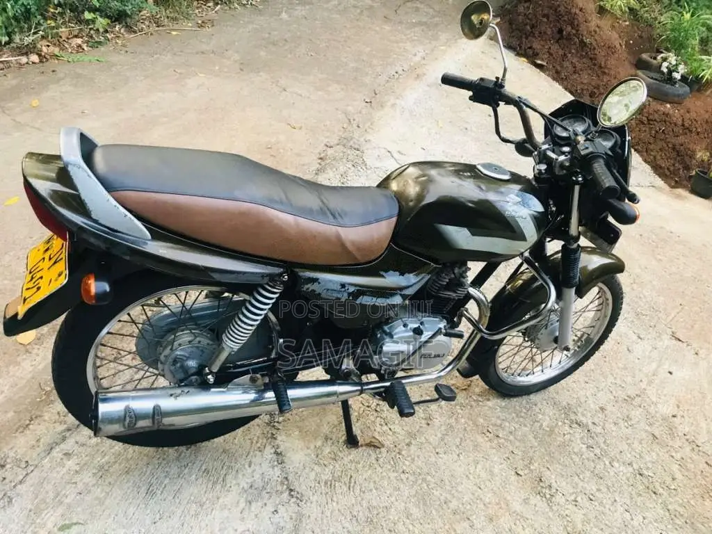 Bajaj CT-100 2004 Motorbike (Used)