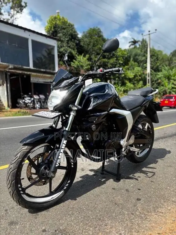 Yamaha FZ 2017 Motorbike (Used)