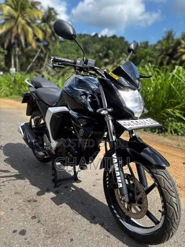 Yamaha FZ 2017 Motorbike (Used)