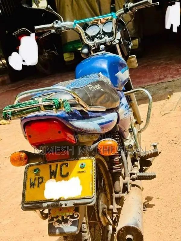 Bajaj CT-100 2011 Motorbike (Used)