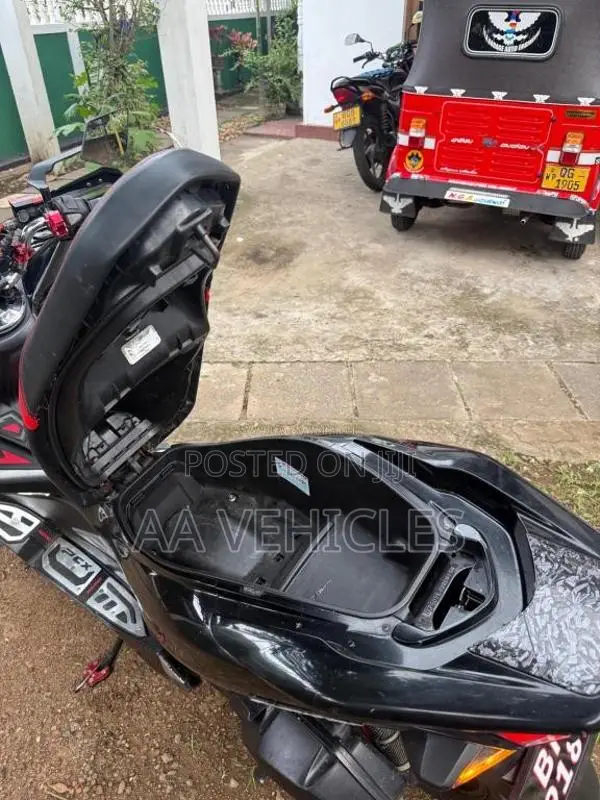 Honda Pcx 2018 Motorbike (Used)
