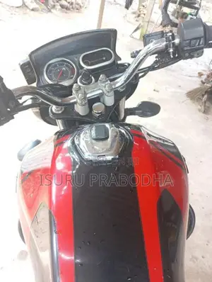 Bajaj V 15 2017 Motorbike (Used)