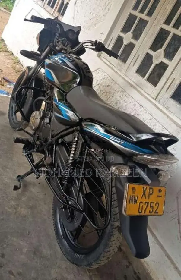 Bajaj Discover 100 2012 motorcycle (Used)