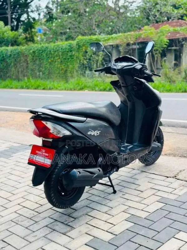 Honda Dio Dx 2019 Motorbike (Used)