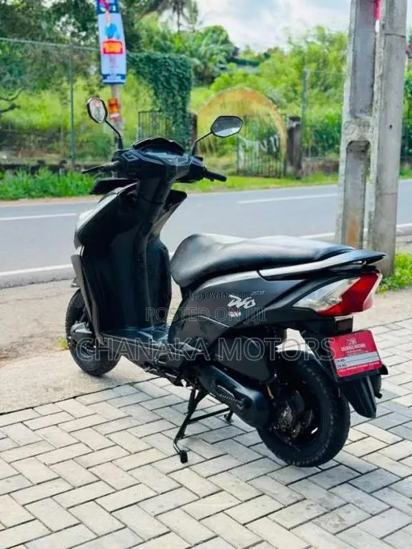 Honda Dio Dx 2019 Motorbike (Used)