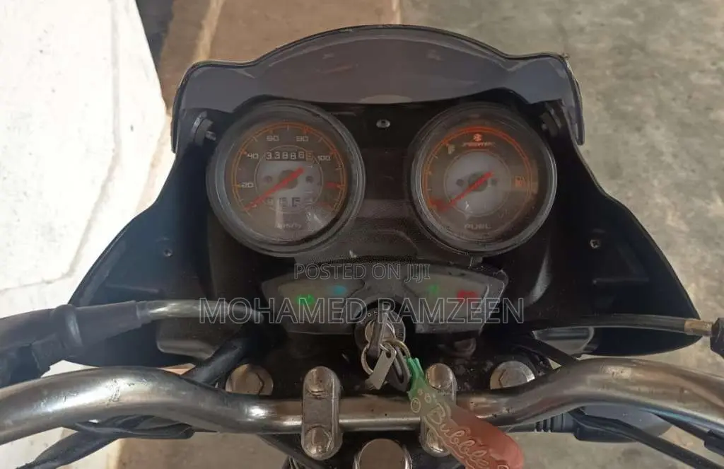 Bajaj Discover 100 2012 motorcycle (Used)