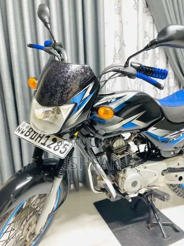 Bajaj CT-100 2016 Motorbike (Used)