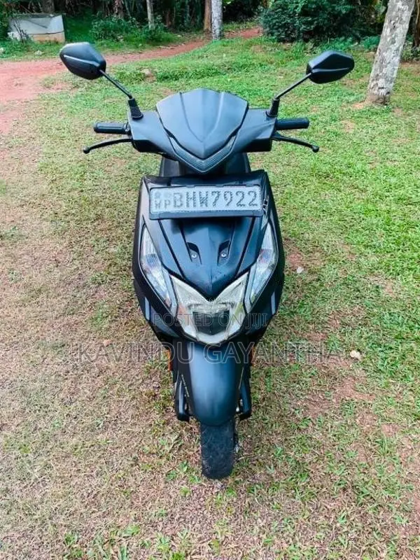 Honda Dio 2019 Motorbike (Used)
