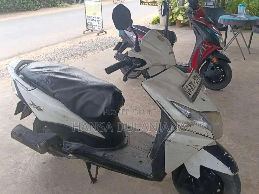 Honda Dio 2012 Motorbike (Used)