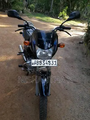 Bajaj CT-100 2014 Motorbike (Used)