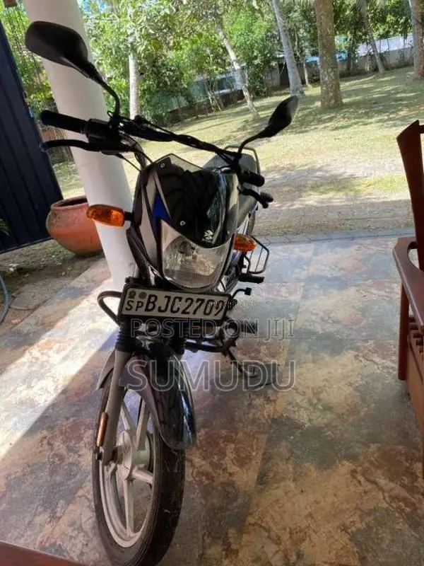 Bajaj CT-100 2023 Motorbike (Used)