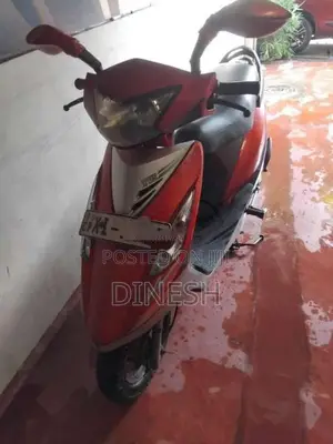 TVS Scooty Streak 2012 Motorbike (Used)