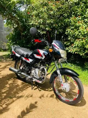 Bajaj CT-100 2014 Motorbike (Used)