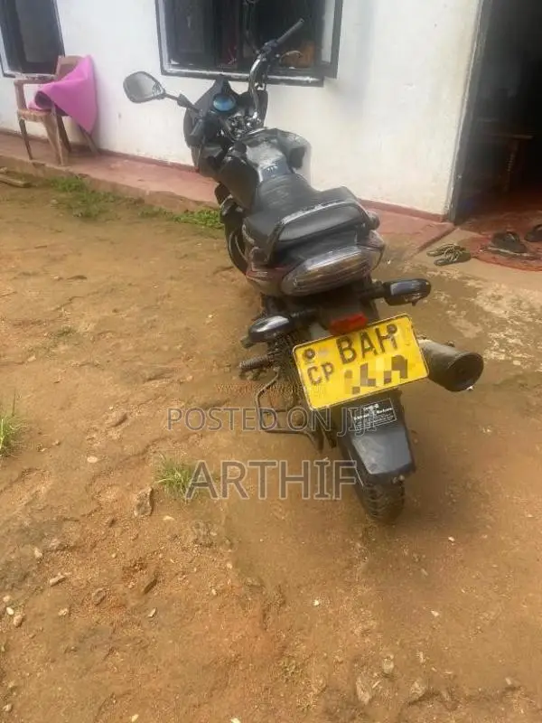 Bajaj Discover 2013 Motorbike (Used)
