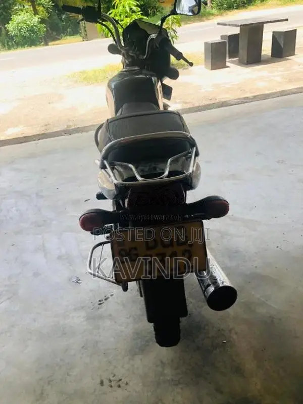 Bajaj CT-100 2017 Motorbike (Used)