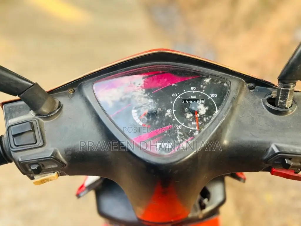 TVS Scooty Streak 2010 Motorbike (Used)