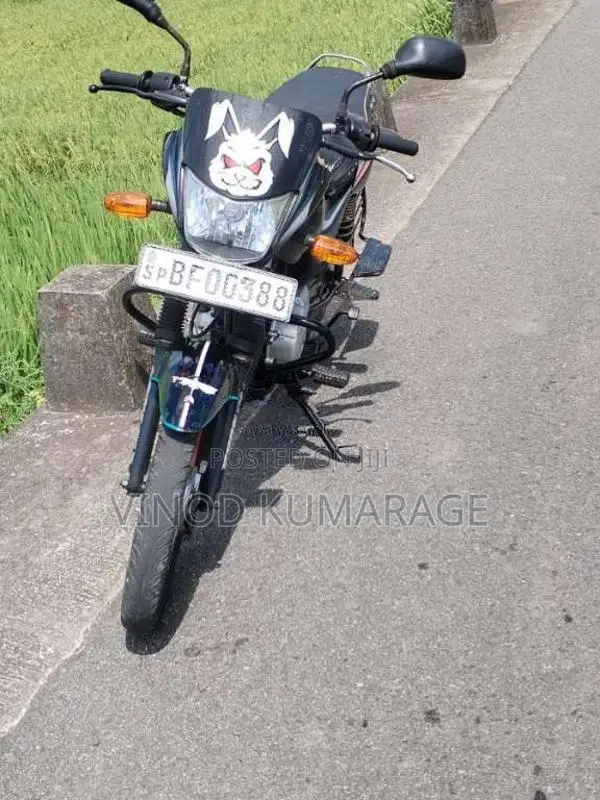Bajaj Platina Es 2017 Motorbike (Used)