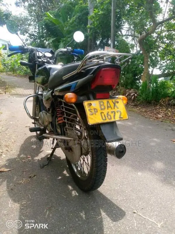Bajaj CT-100 2014 Motorbike (Used)