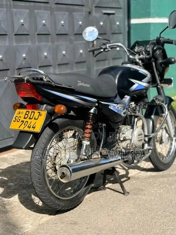 Bajaj CT-100 2016 Motorbike (Used)