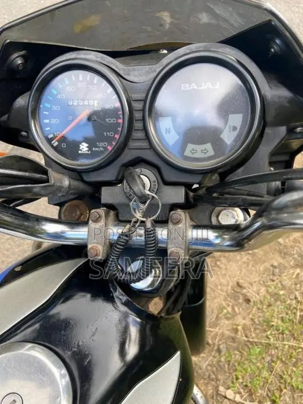 Bajaj CT-100 2012 Motorbike (Used)
