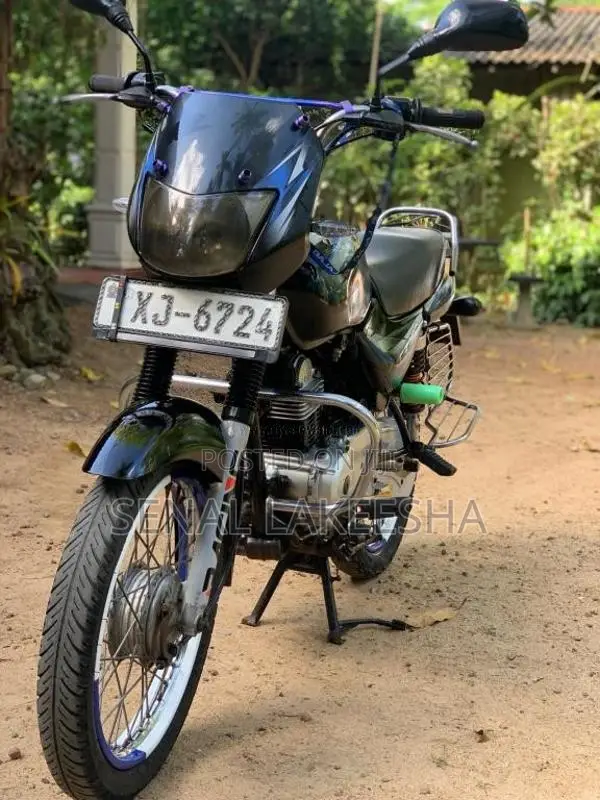 Bajaj CT-100 2011 Motorbike (Used)