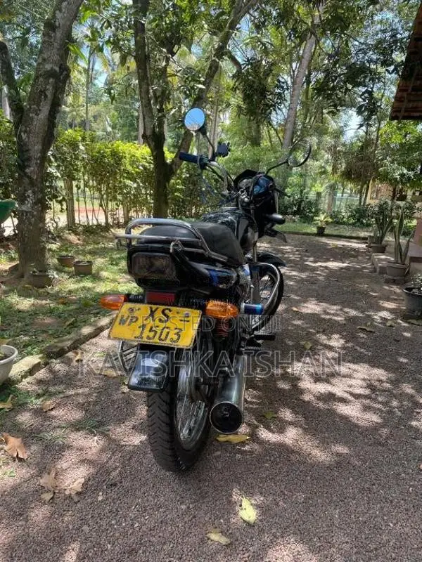 Bajaj CT-100 2012 Motorbike (Used)