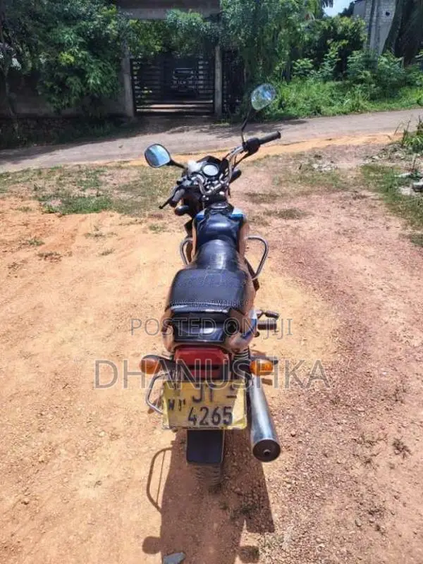 Bajaj CT-100 2004 Motorbike (Used)