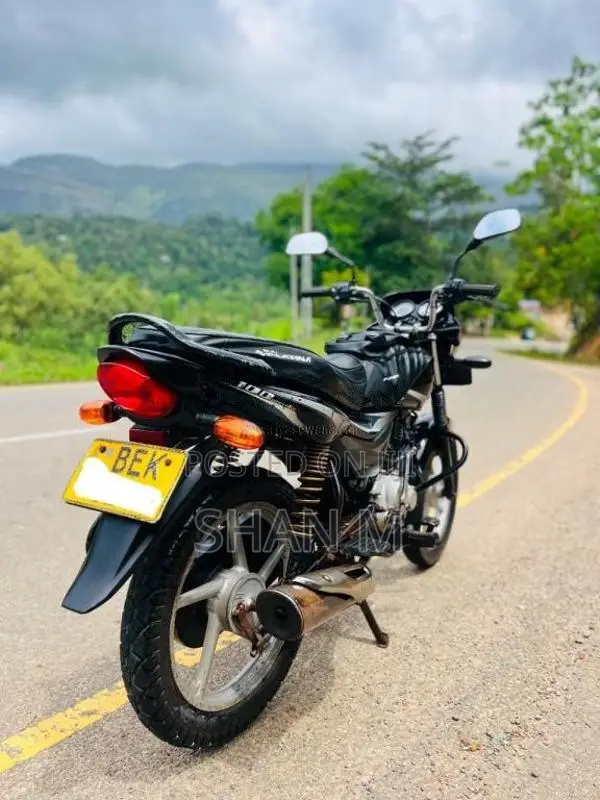 Bajaj Platina 2017 Motorbike (Used)