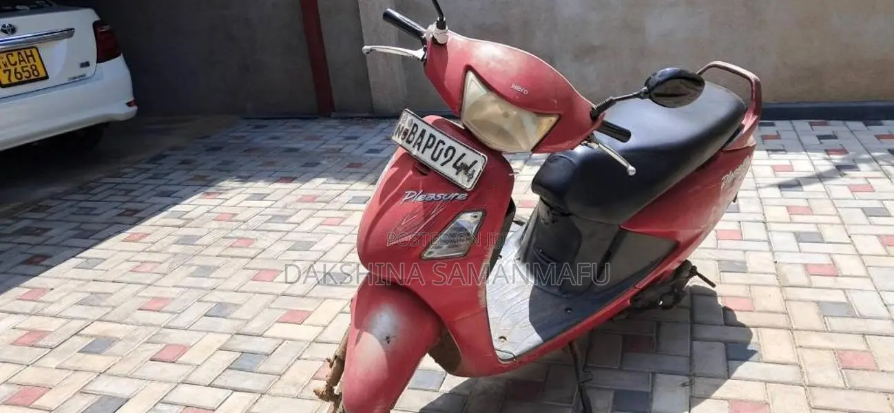 Hero Pleasure 2013 Motorbike (Used)