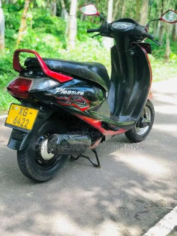 Hero Pleasure 2012 Motorbike (Used)