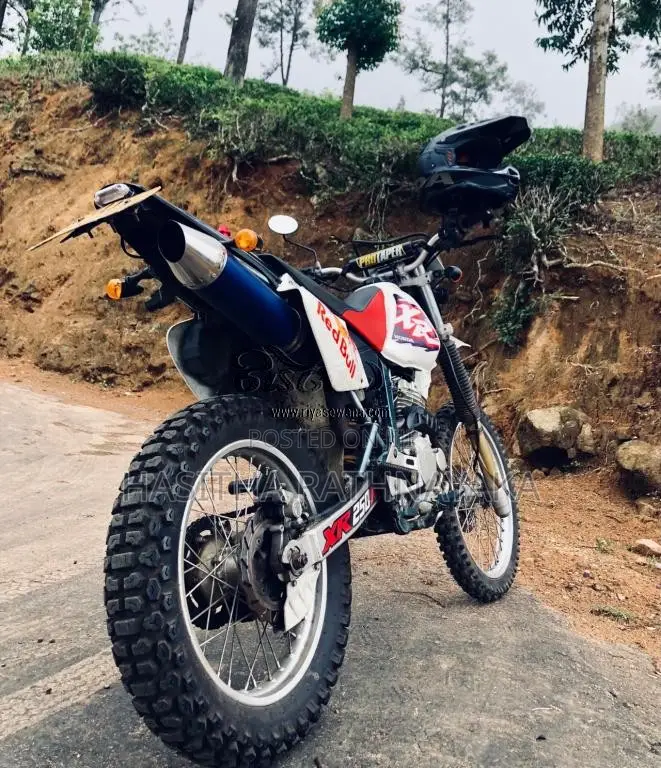 Honda XR 250 2010 Motorbike (Used)