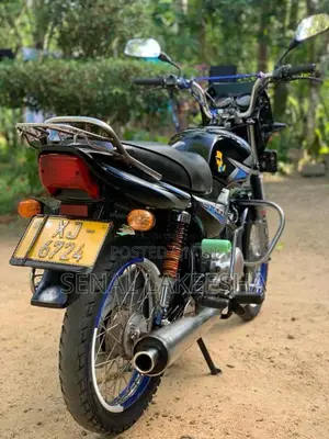 Bajaj CT-100 2011 Motorbike (Used)