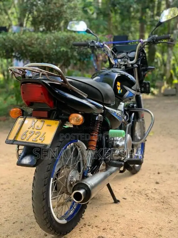 Bajaj CT-100 2011 Motorbike (Used)