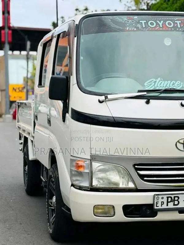Toyota CrewCab 2003 Crew Cab (Used)