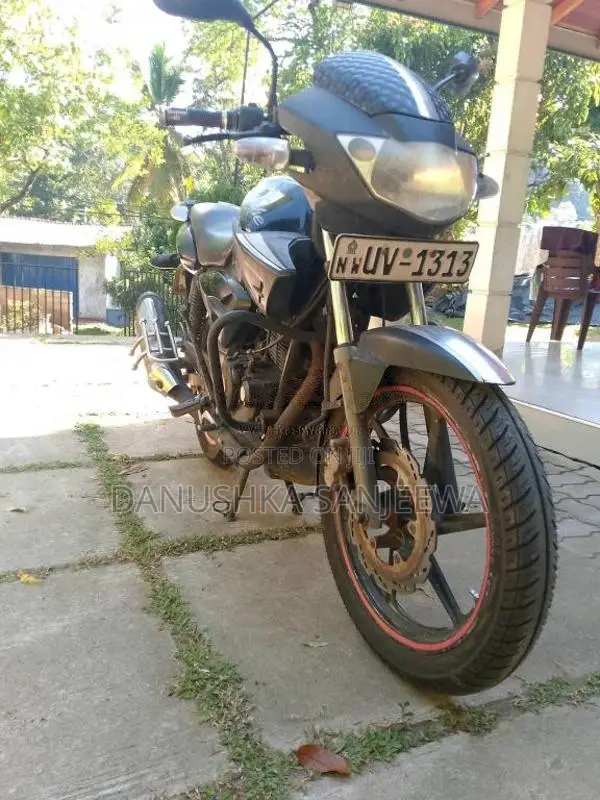 TVS Apache 2003 Motorbike (Used)