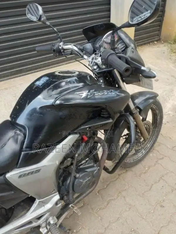Hero-Honda Hunk 2008 Motorbike (Used)
