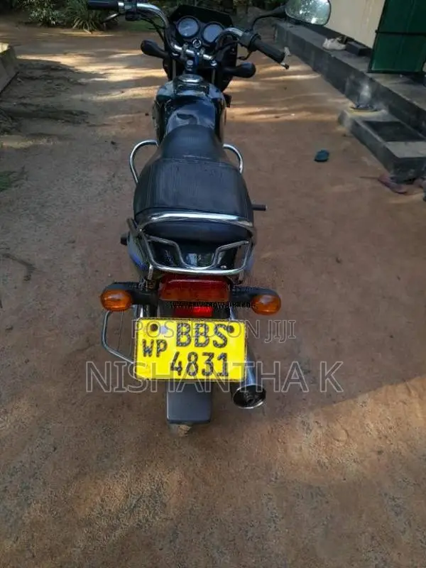 Bajaj CT-100 2014 Motorbike (Used)