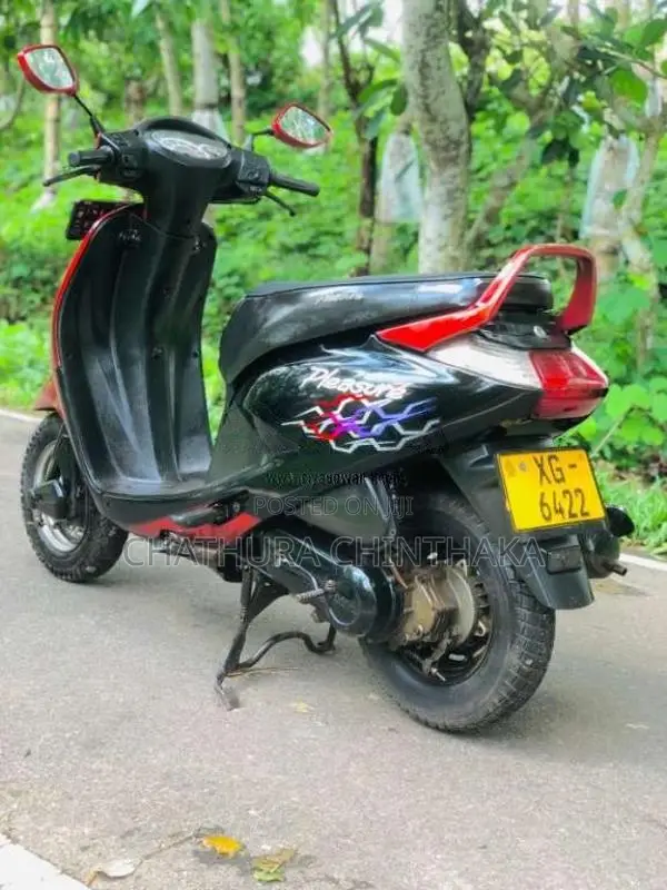 Hero Pleasure 2012 Motorbike (Used)