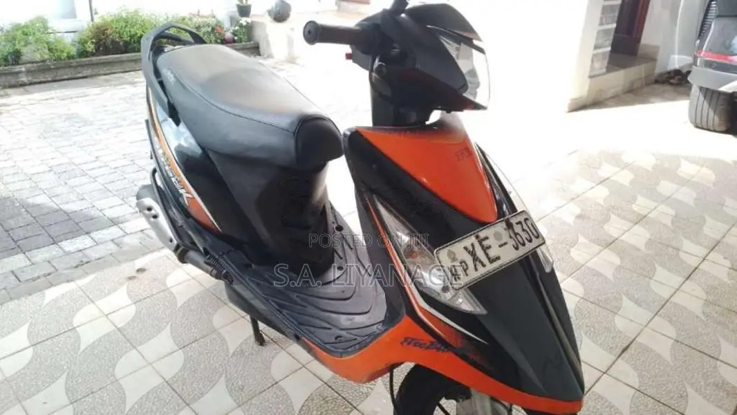 TVS Scooty Streak 2011 Motorbike (Used)
