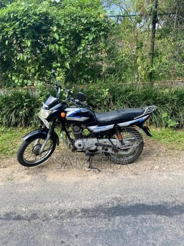 Bajaj CT-100 2012 Motorbike (Used)
