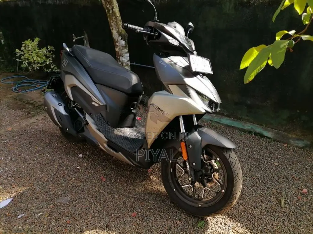 Hero Xoom 125 2026 Motorbike (Used)