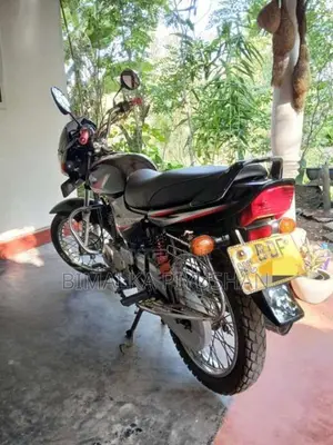 Bajaj CT-100 2016 Motorbike (Used)