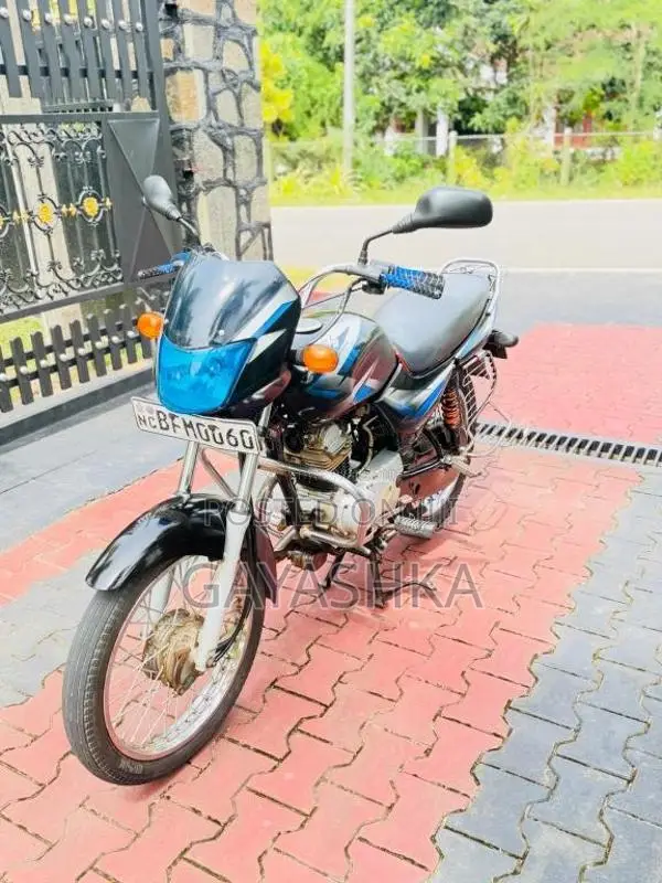 Bajaj CT-100 2017 Motorbike (Used)