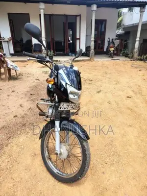 Bajaj CT-100 2004 Motorbike (Used)